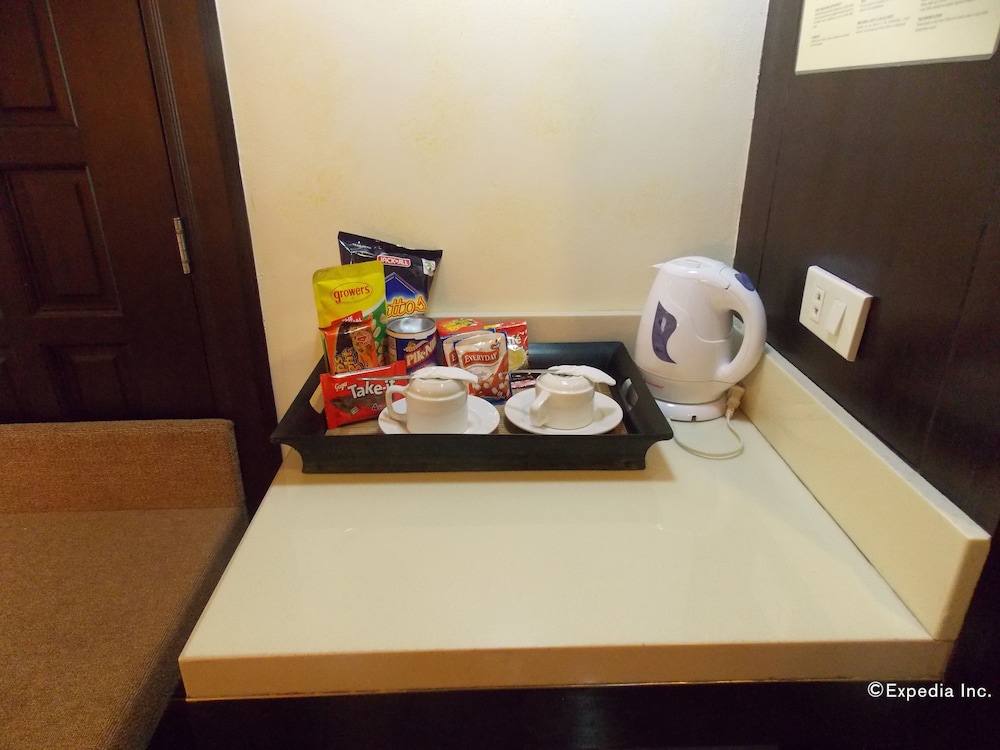 Mo2 Westown Hotel Bacolod - Downtown 18/43