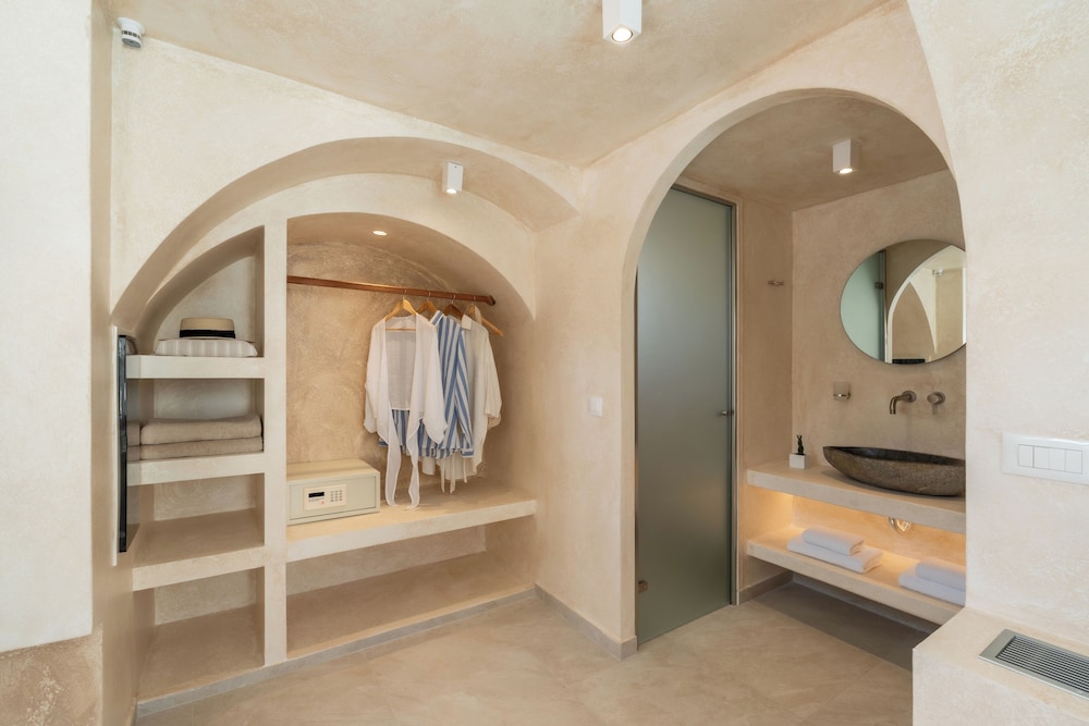 Heyday Luxury Suites 42/66