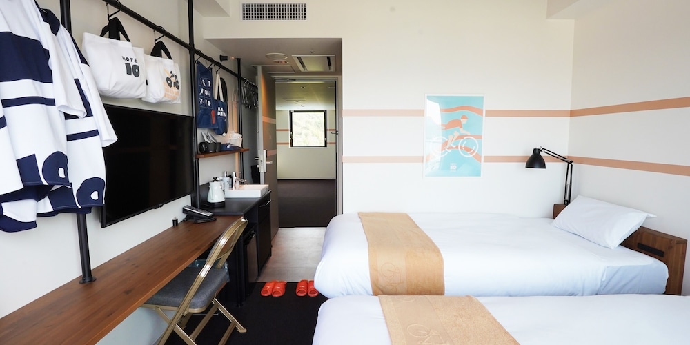 Economy, Twin Beds