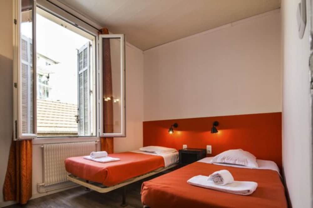Hotel Chanteclair 28/39