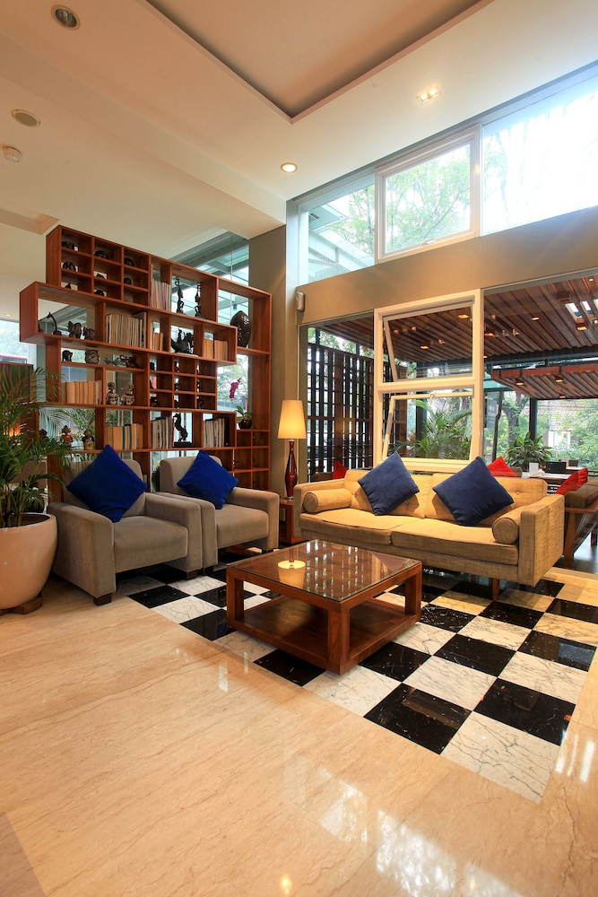 Ivory Hotel (ex Ivory by Ayola Hotel) 31/47