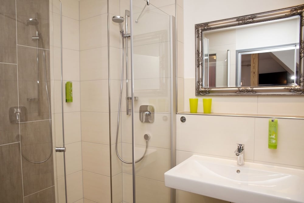 Hotel Vintage Am Bundesbank-Bunker 44/50