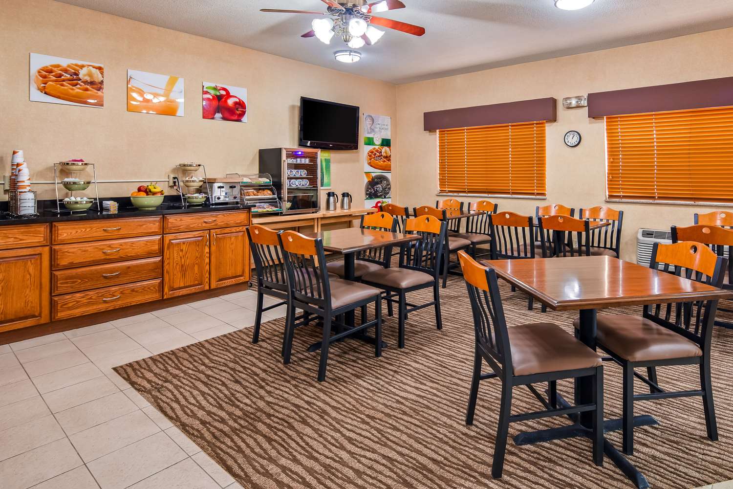 Quality Inn Tomah 11/18