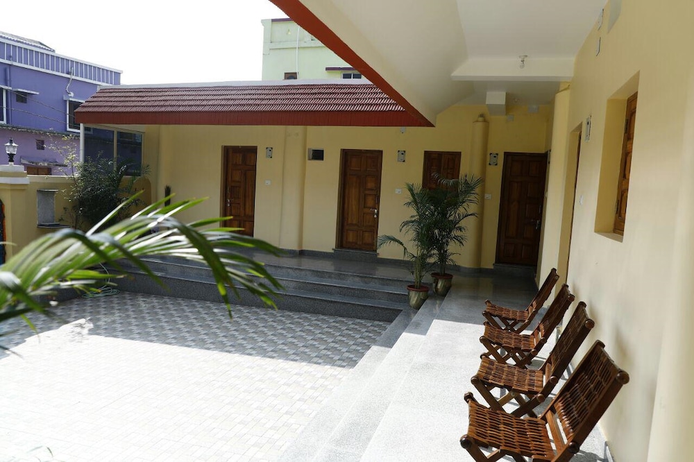Nest Guest House 10/21