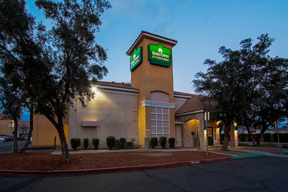 HomeTowne Studios Phoenix - Dunlap Ave image