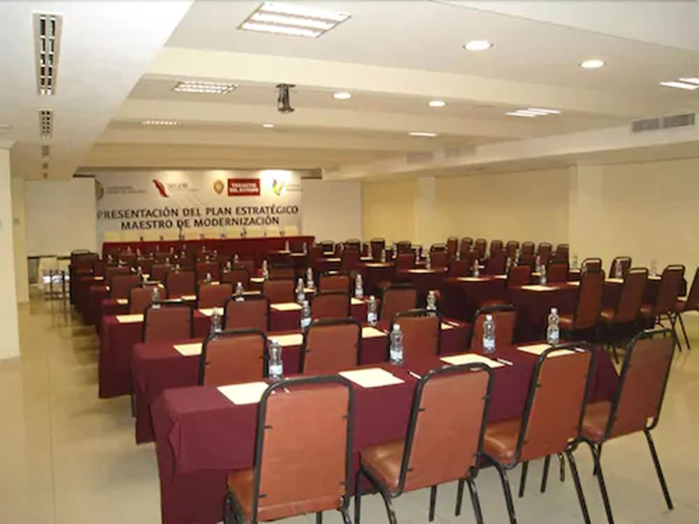 Hotel Baluarte 62/73
