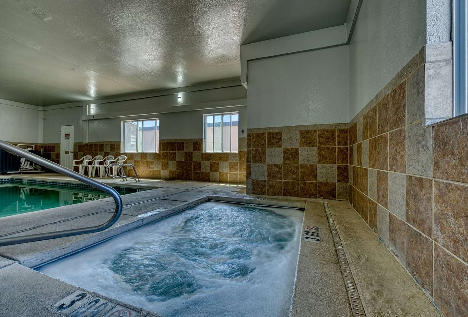 Super 8 By Wyndham Alamosa 32/51