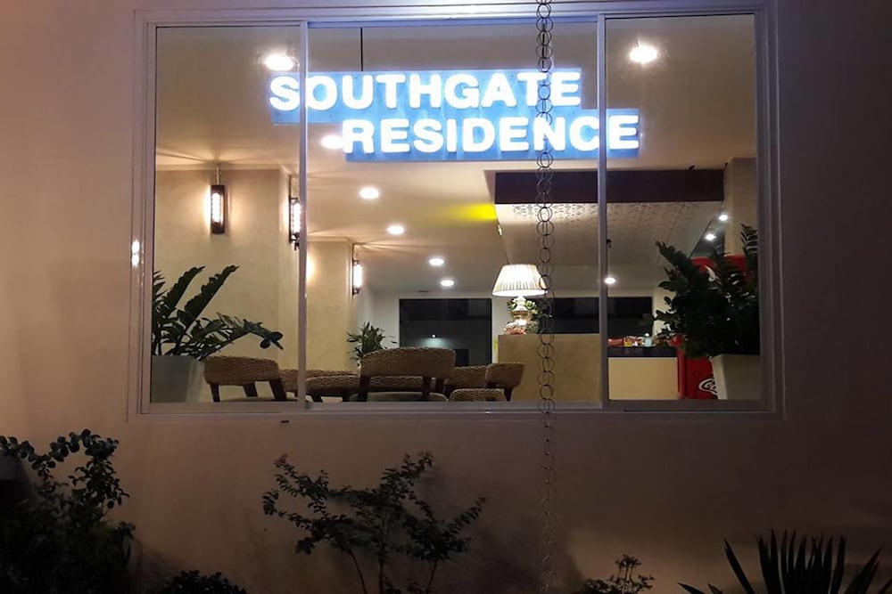 Southgate Residence Hotel 4/30