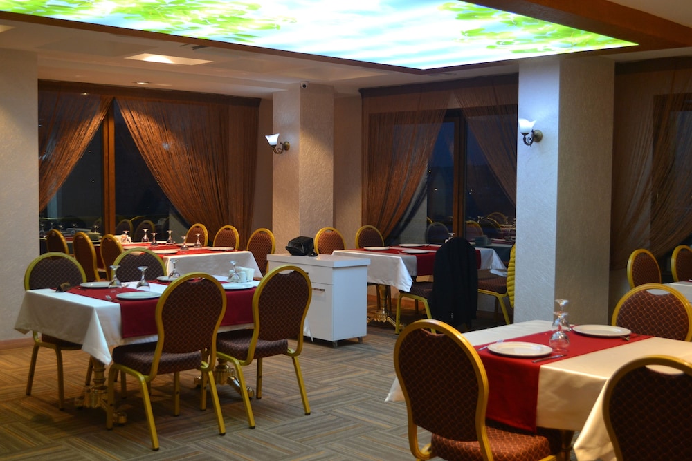 Altinpark Hotel 14/18