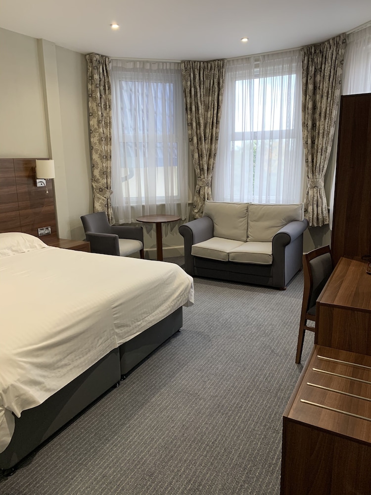 Trouville Hotel 49/76