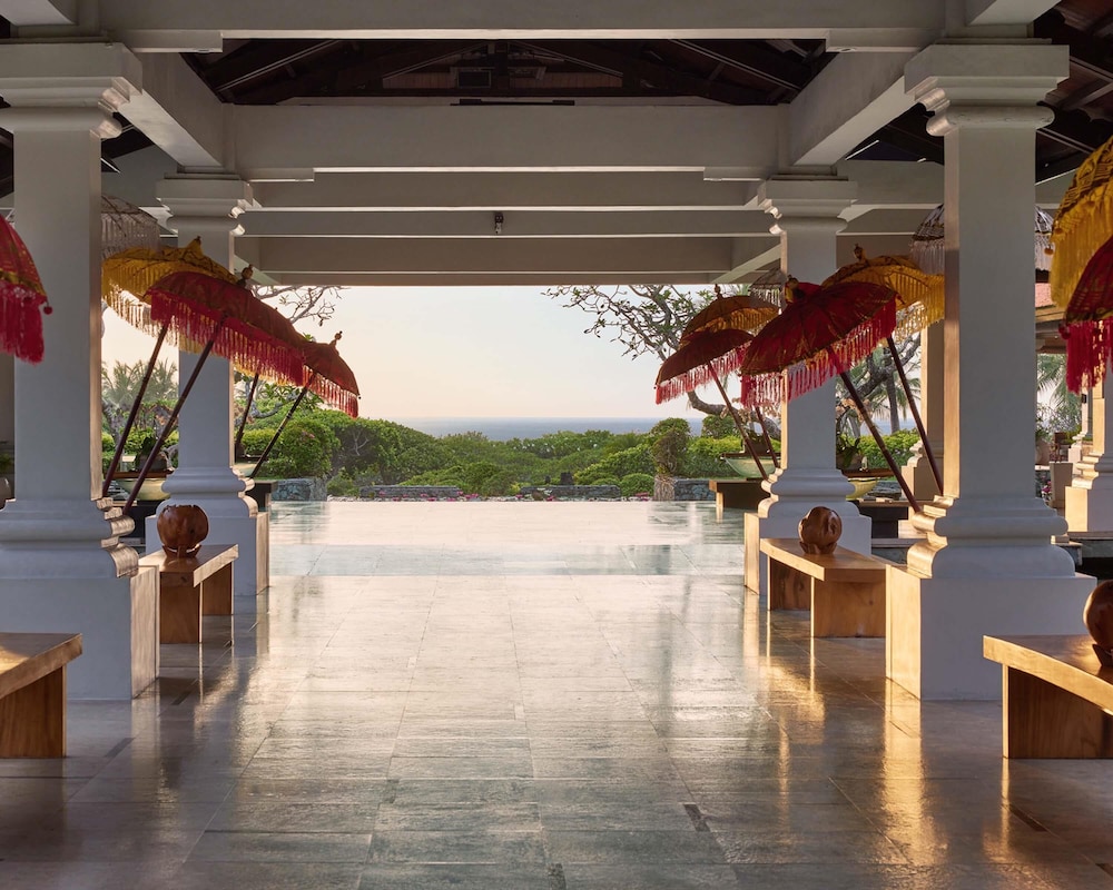 Grand Hyatt Bali 11/77