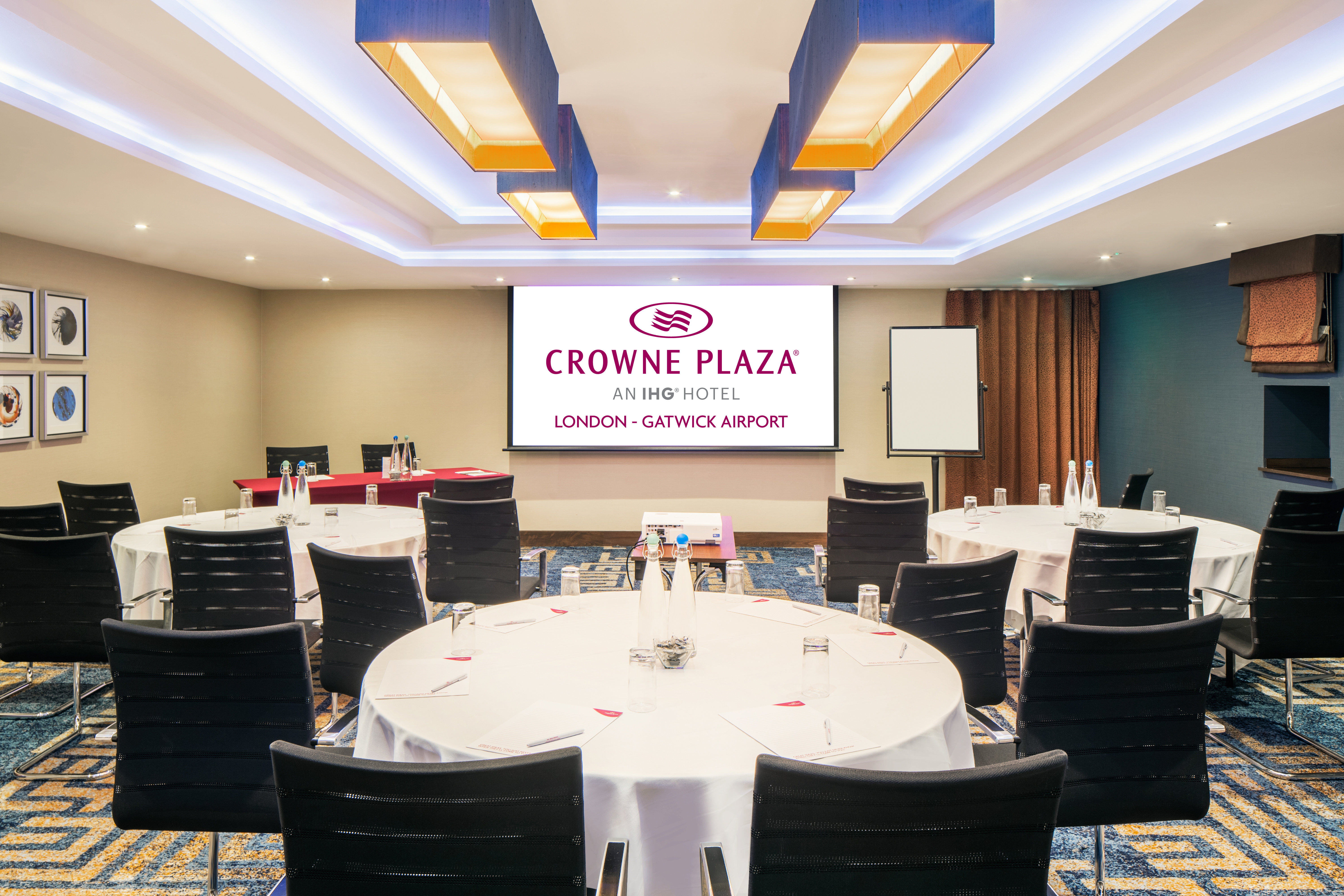 Crowne Plaza London Gatwick Airport 71/83