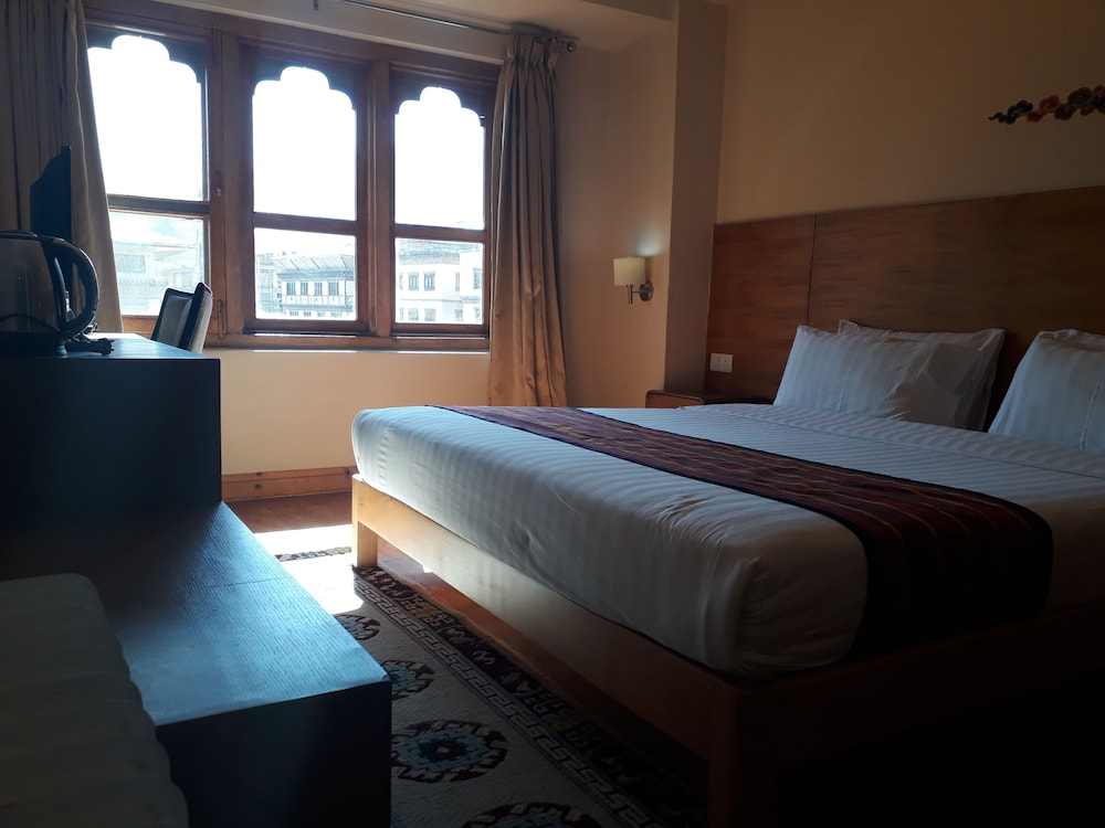 GAKYIL HOTEL 9/32