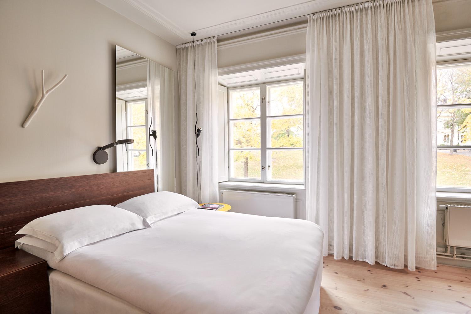 غرفة قياسية بسرير مزدوج، Hotel Skeppsholmen, Stockholm, a Member of Design Hotels 2/8