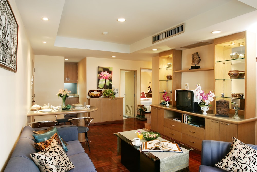 Best Comfort Bangkok Hotel 12/20
