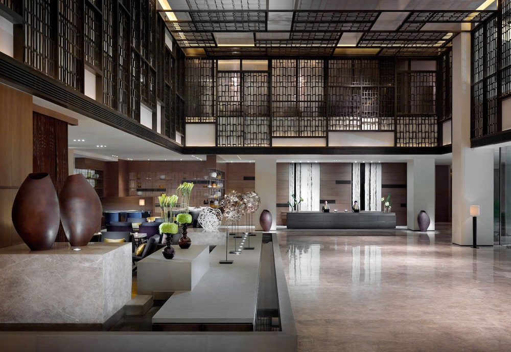 Hyatt Regency Tianjin East 10/73