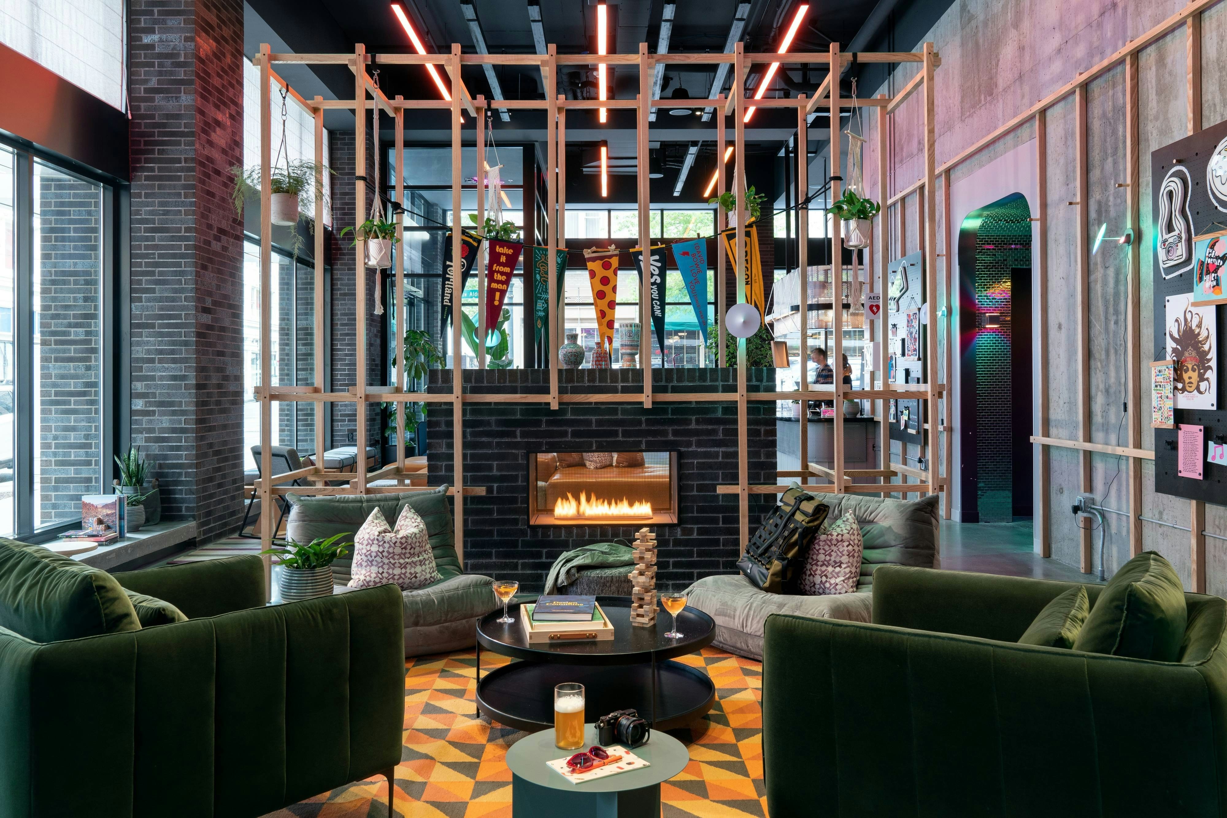 Moxy Portland Downtown 16/21