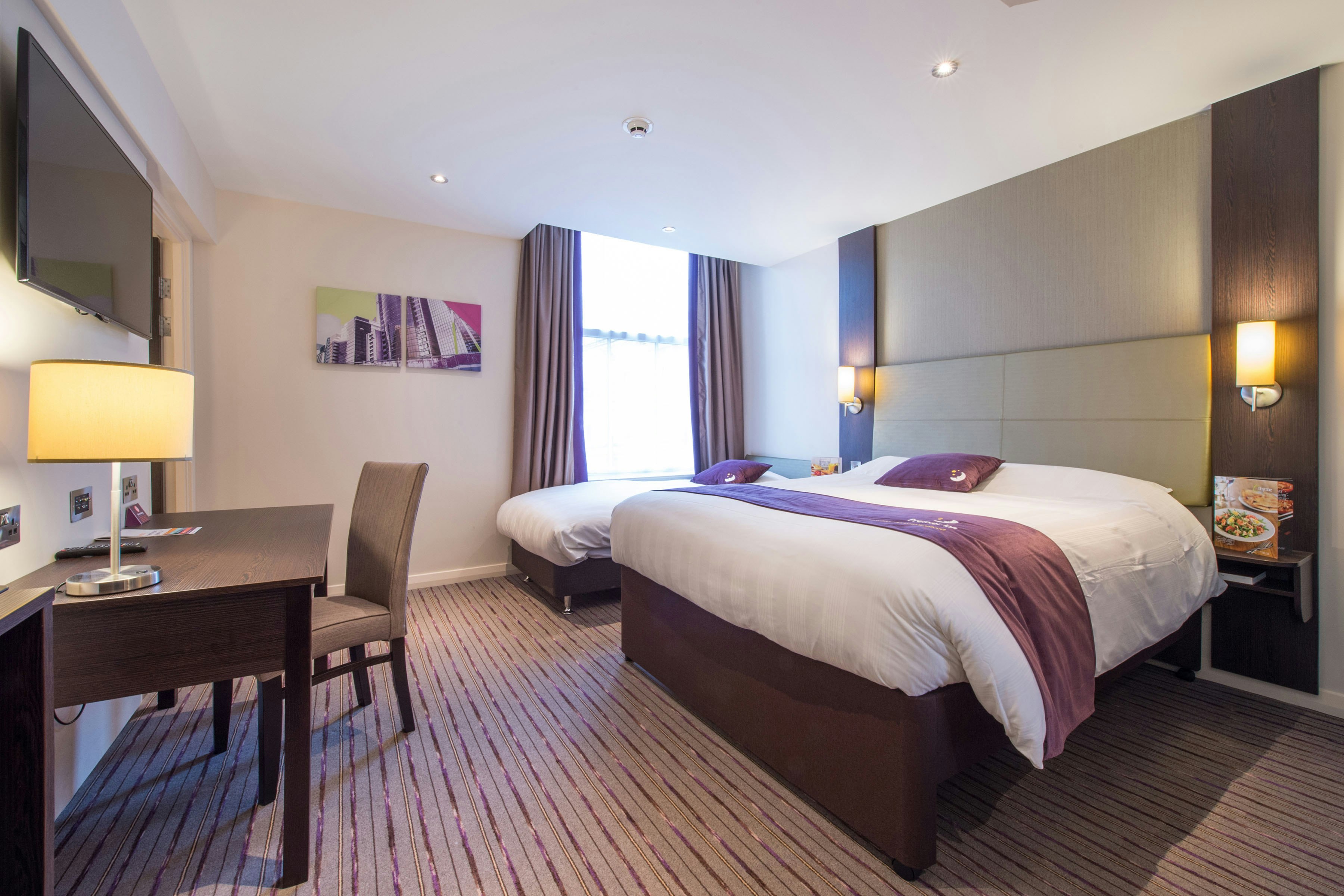 Premier Inn Bury St Edmunds Town Centre 14/40