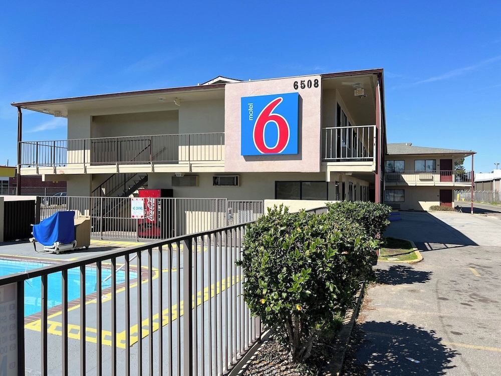 Motel6 Hattiesburg, MS in HATTIESBURG - MS