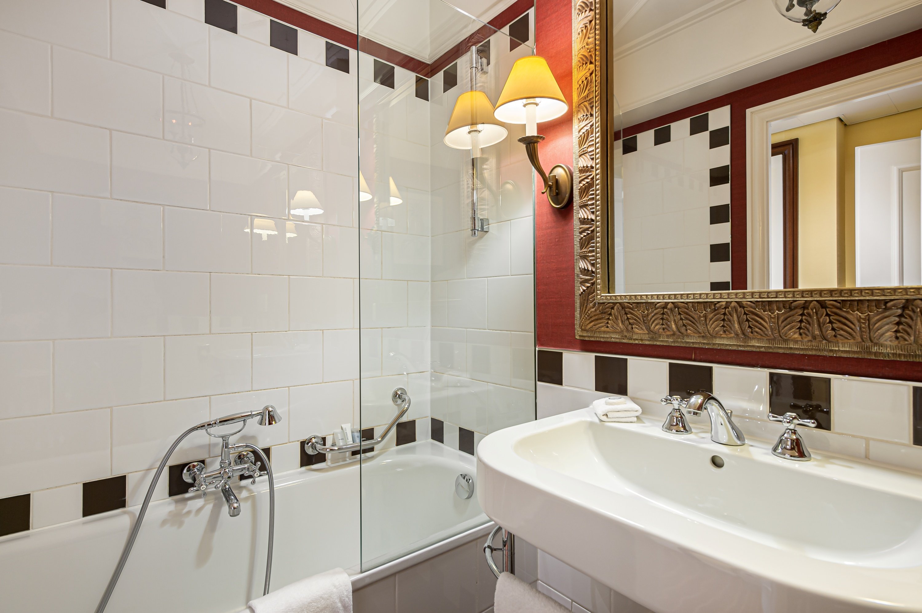 Kipling Hotel 55/56