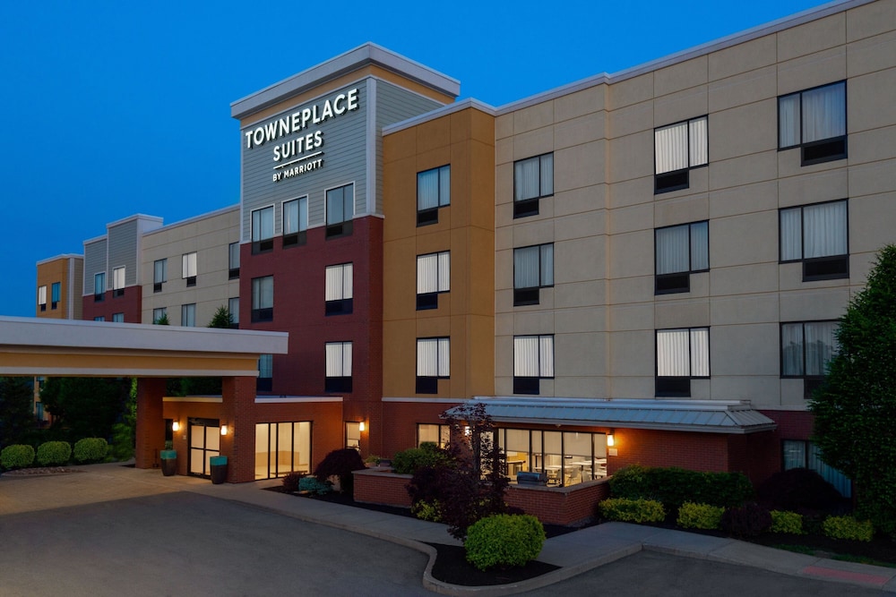 TOWNEPLACE SUITES BUFFALO AIRPORT 42/50
