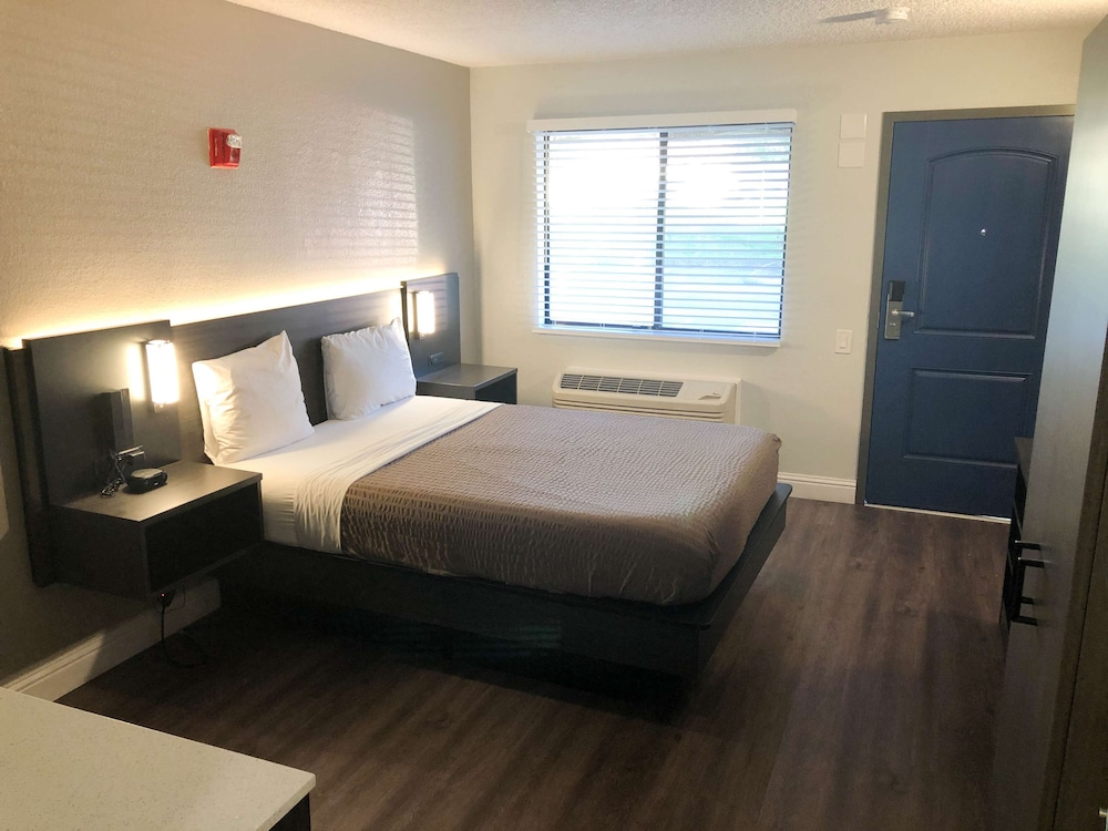 Room at Studio6 Sacramento, CA - Natomas & SMF Airport, SACRAMENTO - CA