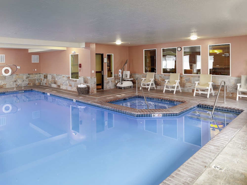 Yellowstone Park Hotel 12/61