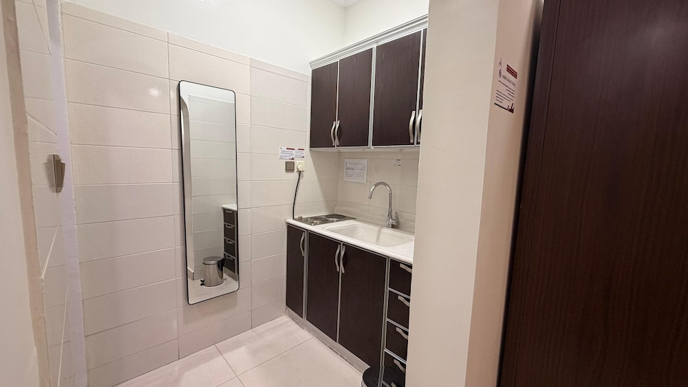 عروس الفيصلية للوحدات السكنية المفروشة(Aros Alfaisaliah Furnished Units) 73/73