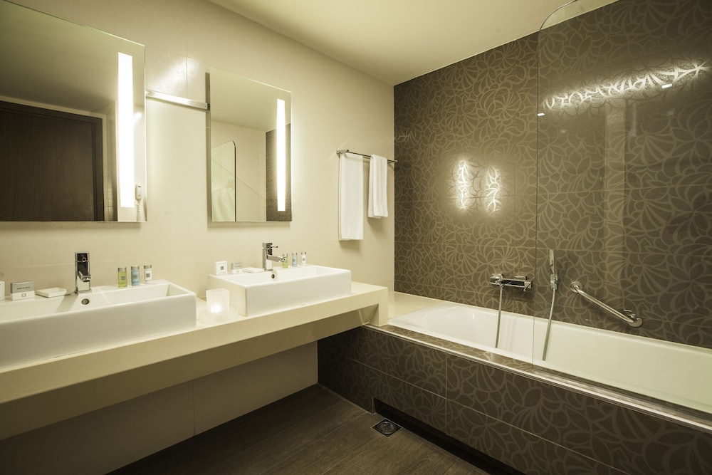 Blue Lagoon Village 17/34
