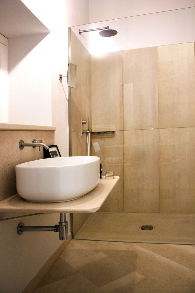 Re Federico Boutique Hotel 44/50
