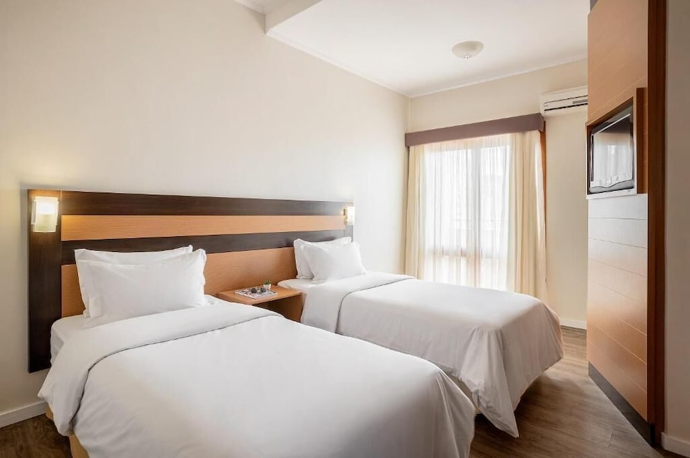 STANDARD, TWIN BEDS