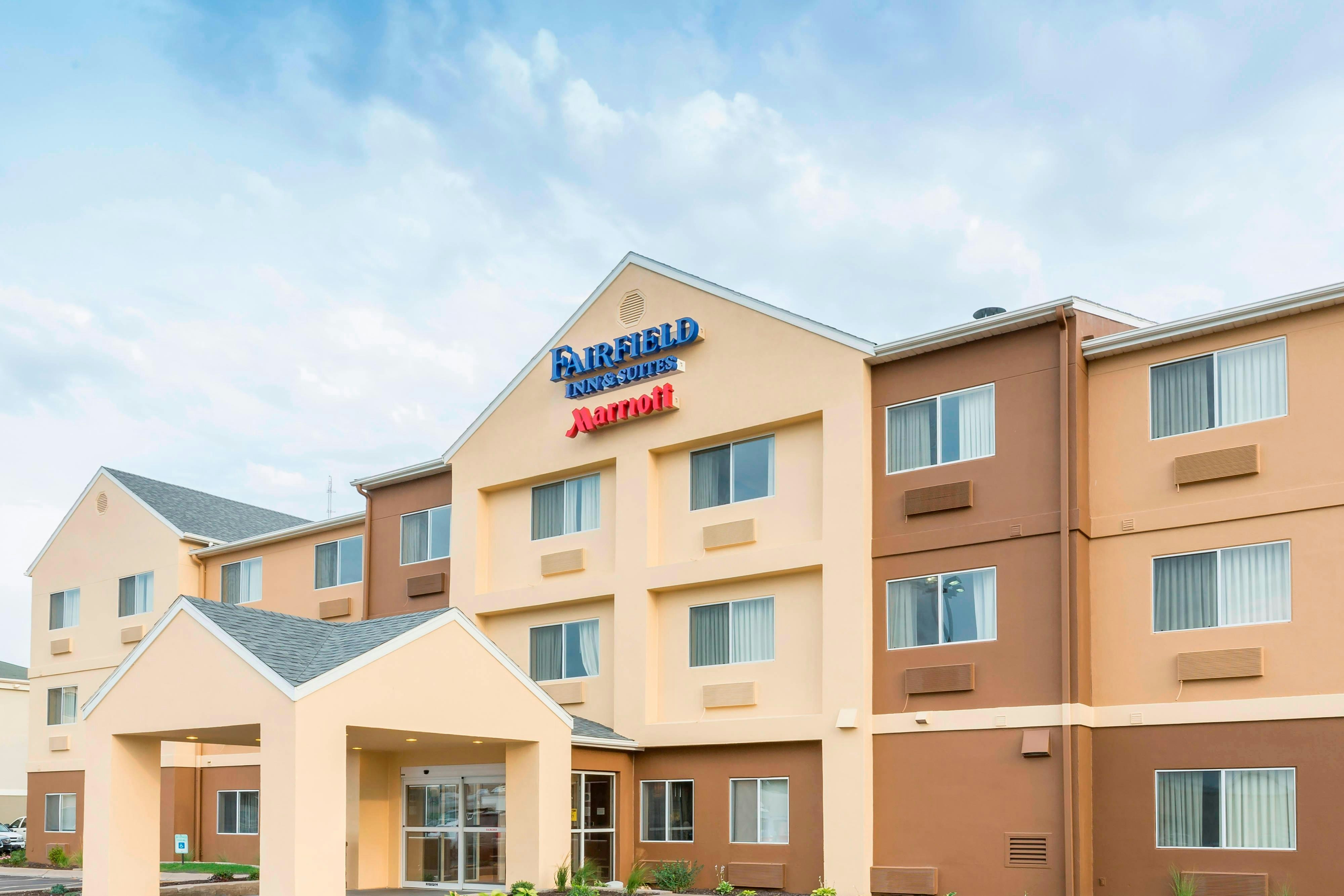 Fairfield Inn & Suites Lincoln 1/5