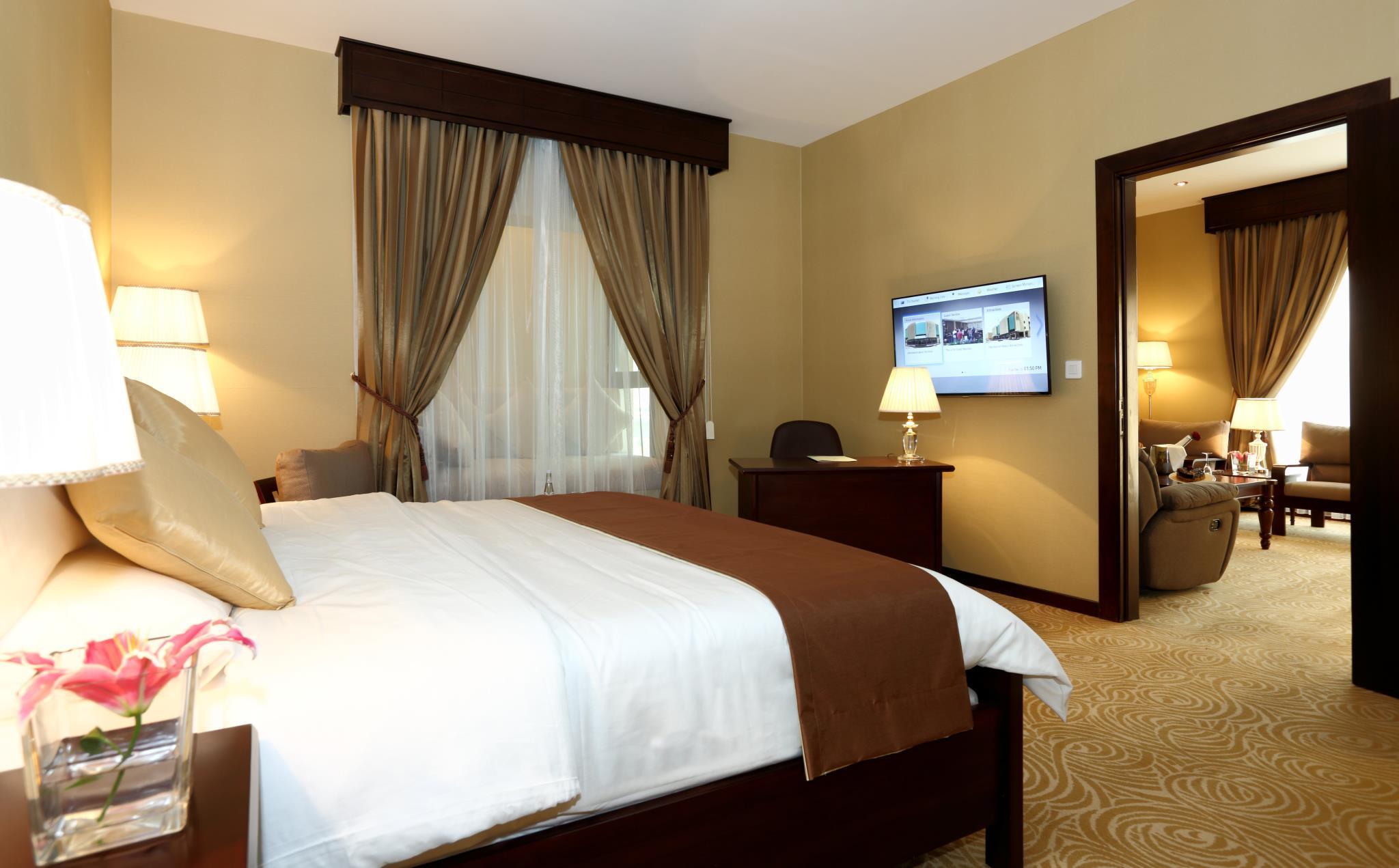 ROYAL SUITE,