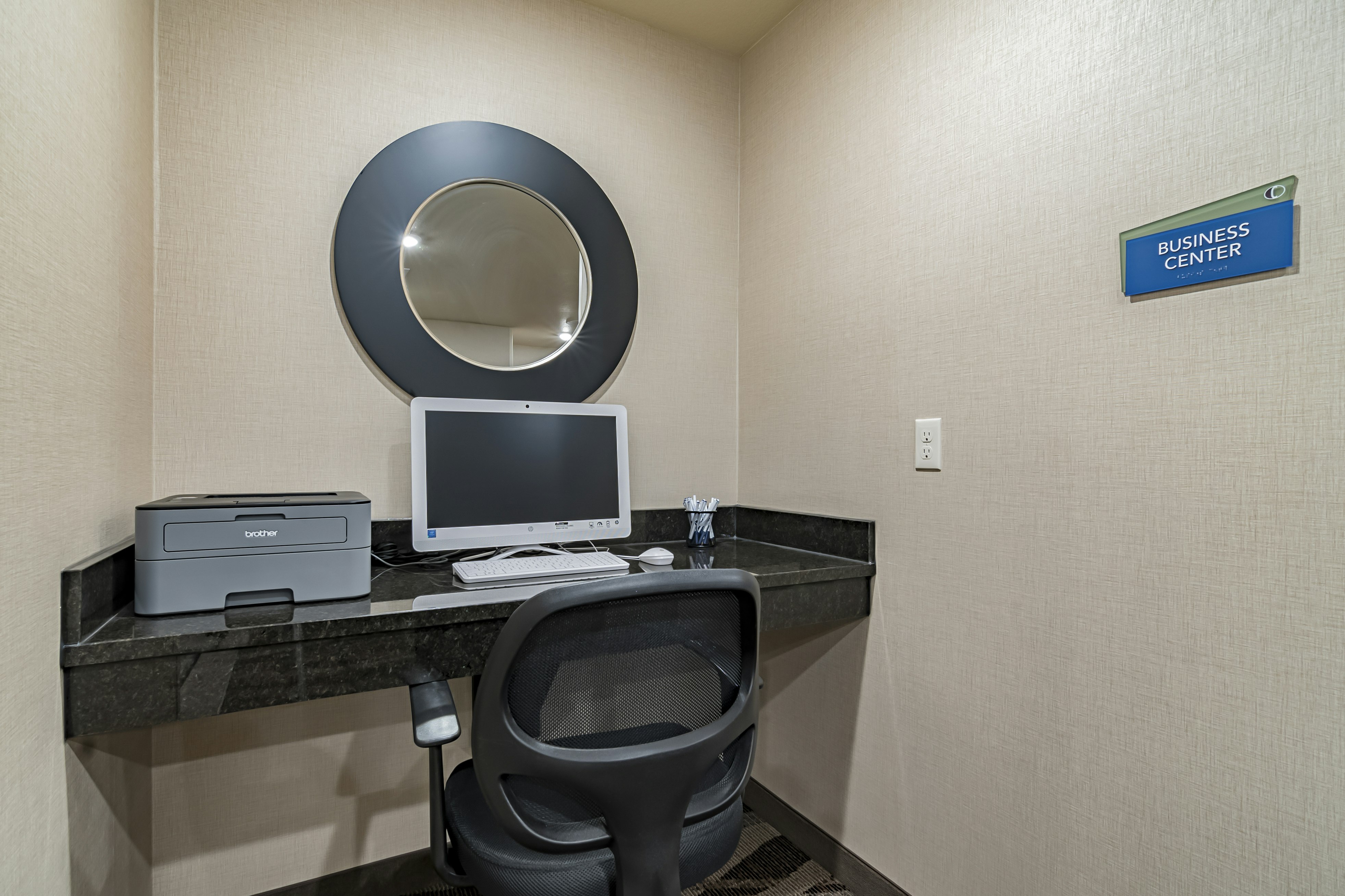 Cobblestone Inn and Suites Lamoni 38/50