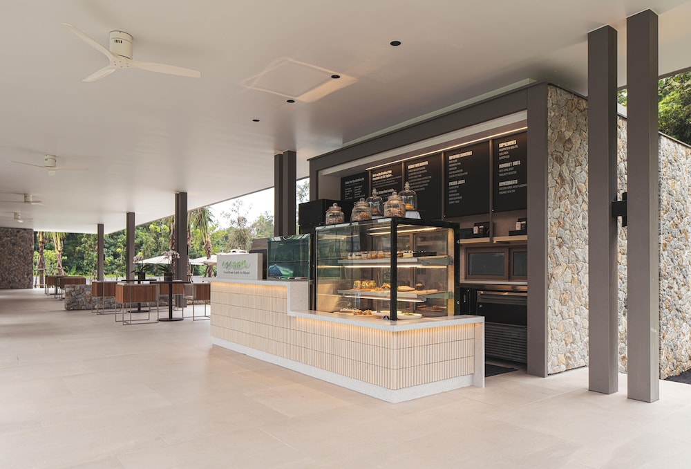 Anantara Layan Phuket Resort 11/57