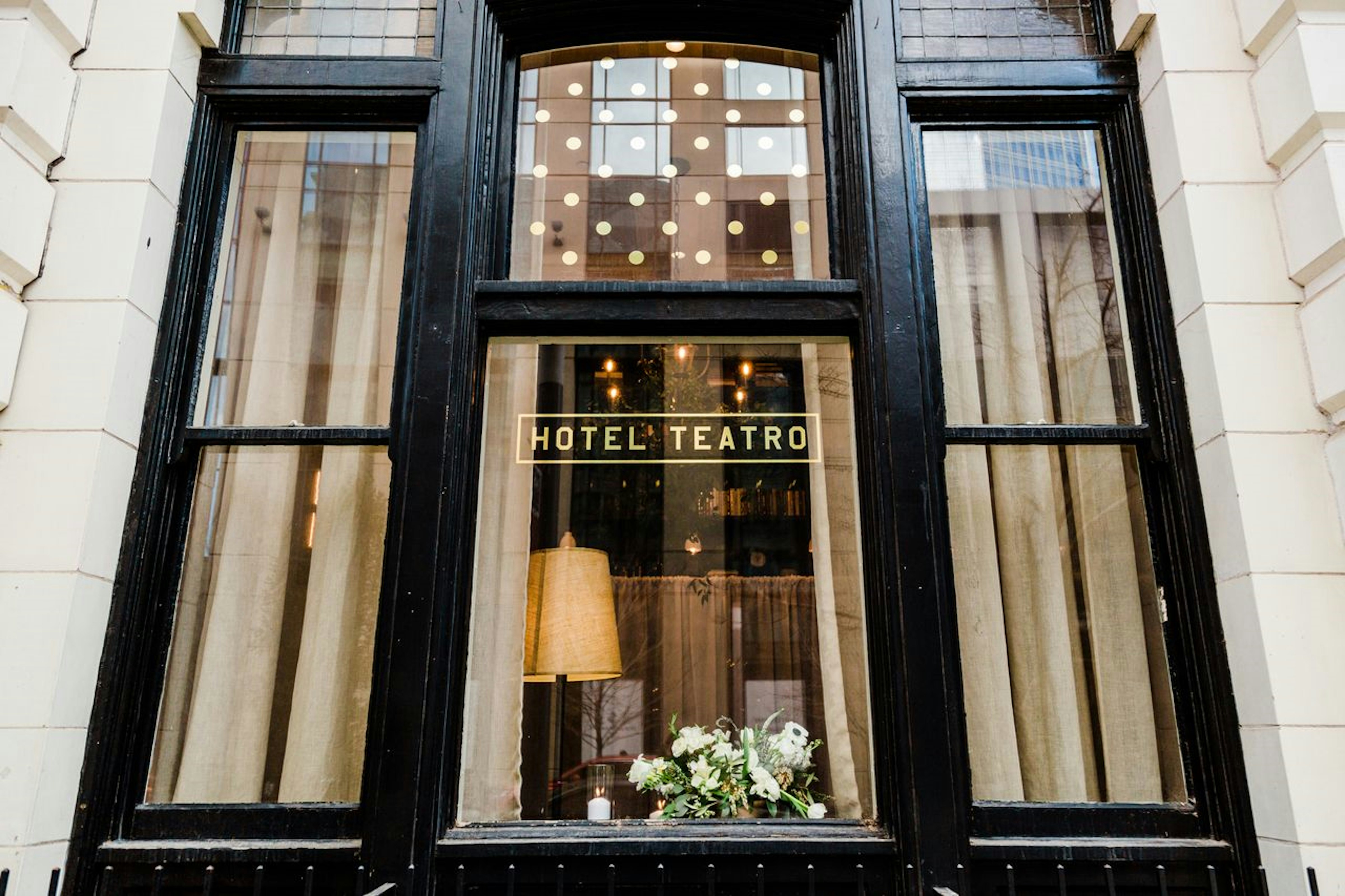 Hotel Teatro 2/75