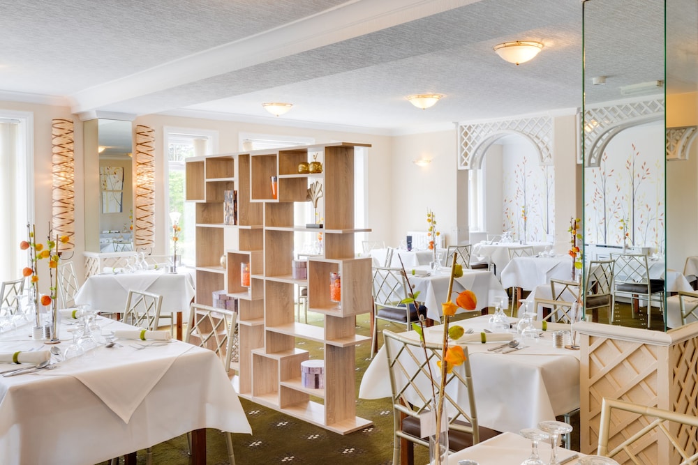 Park Manor Hotel 35/50