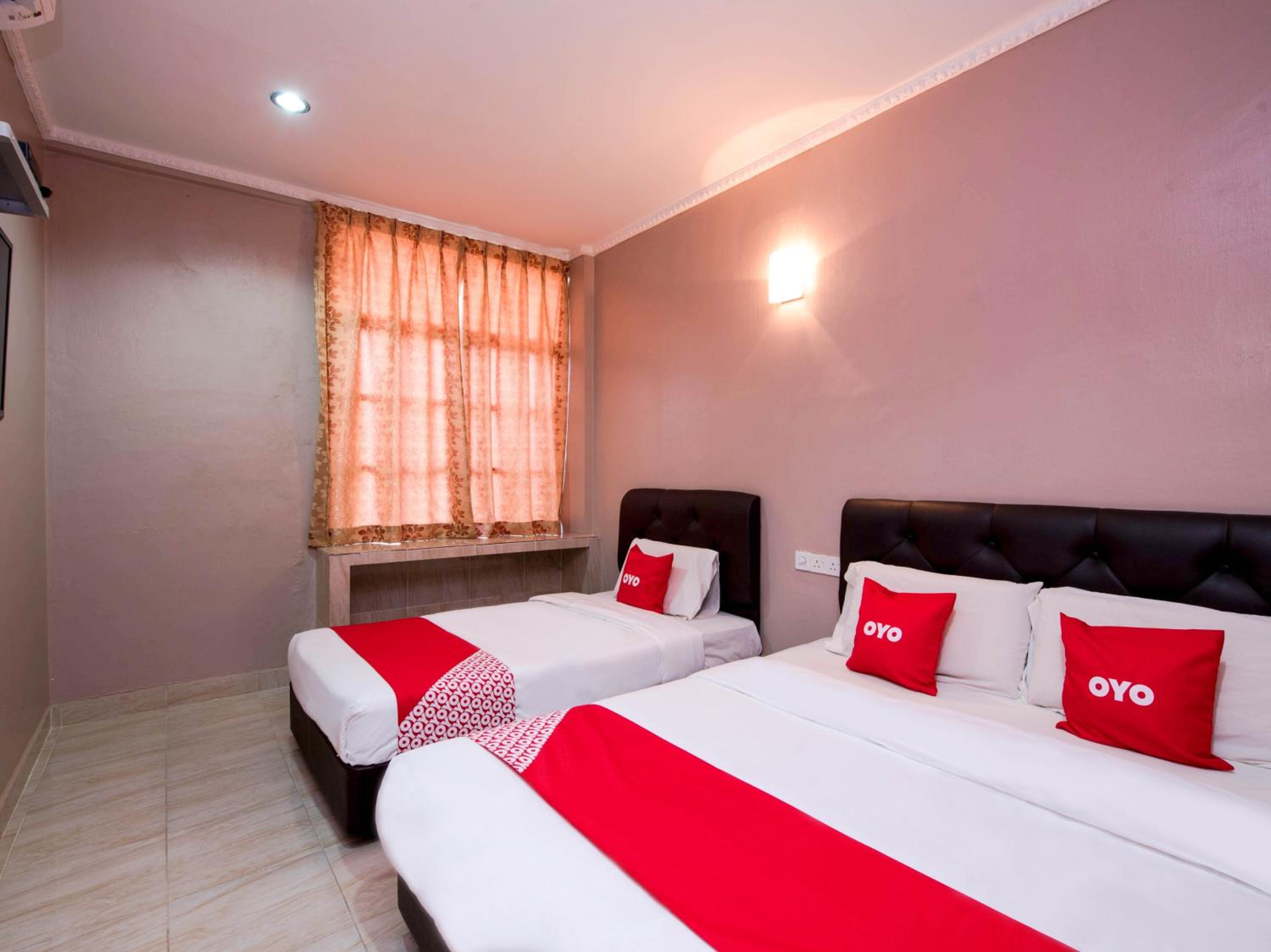 Hotel O Rg Motel 37/63