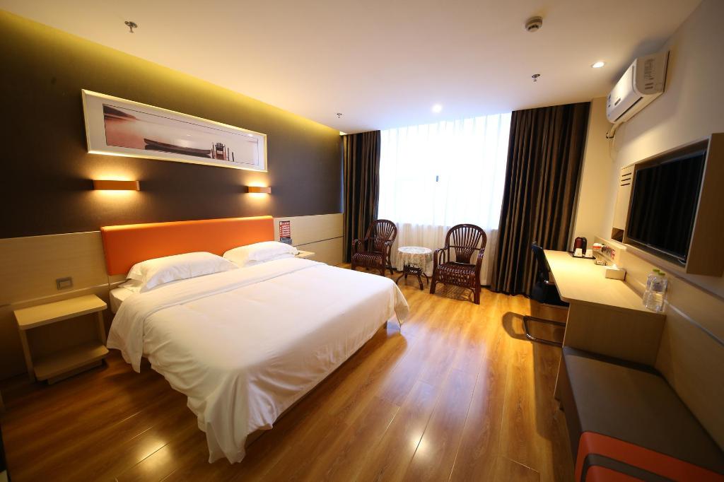 7 Days Premium (Pingyuan Xinhua Road) 13/31