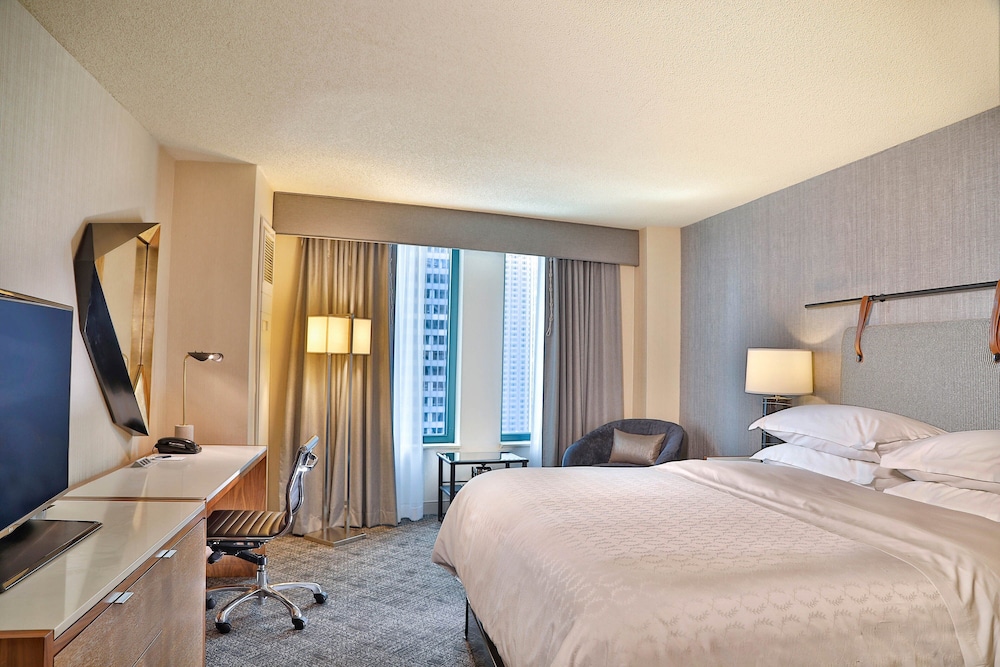 Sheraton Grand Chicago Riverwalk 5/62