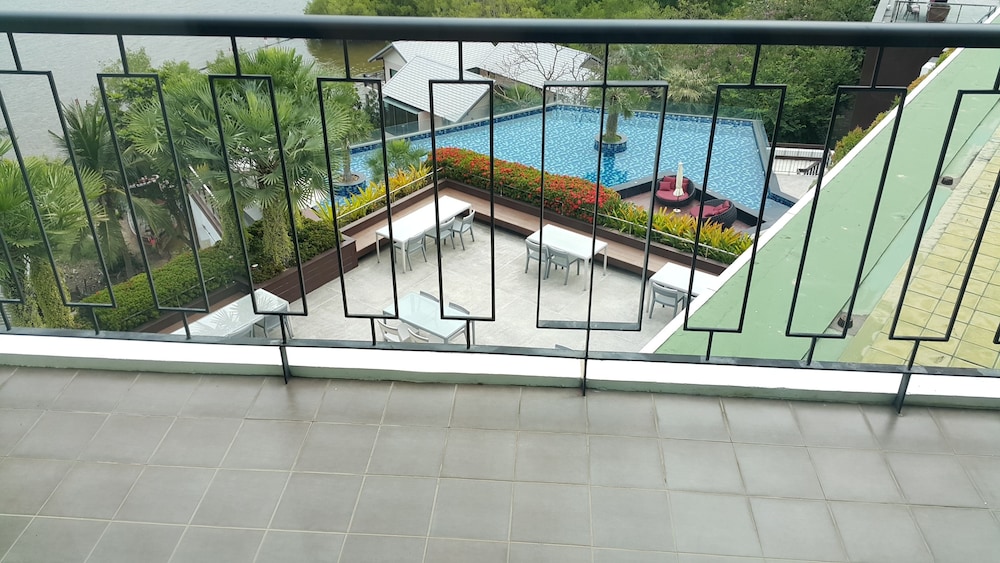 Way Hotel 47/73