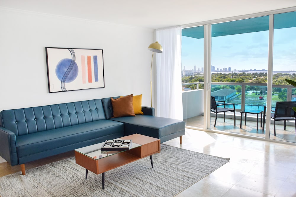 Seacoast Suites Hotel 47/75