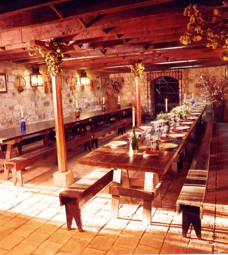 Hacienda Los Lingues Chili 33/73
