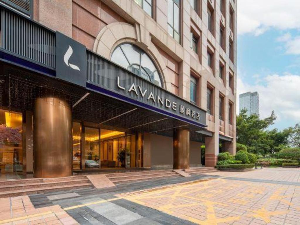 Lavande Hotel (Shenzhen Luohu Shuibei Cuizhu Metro Station) 44/48