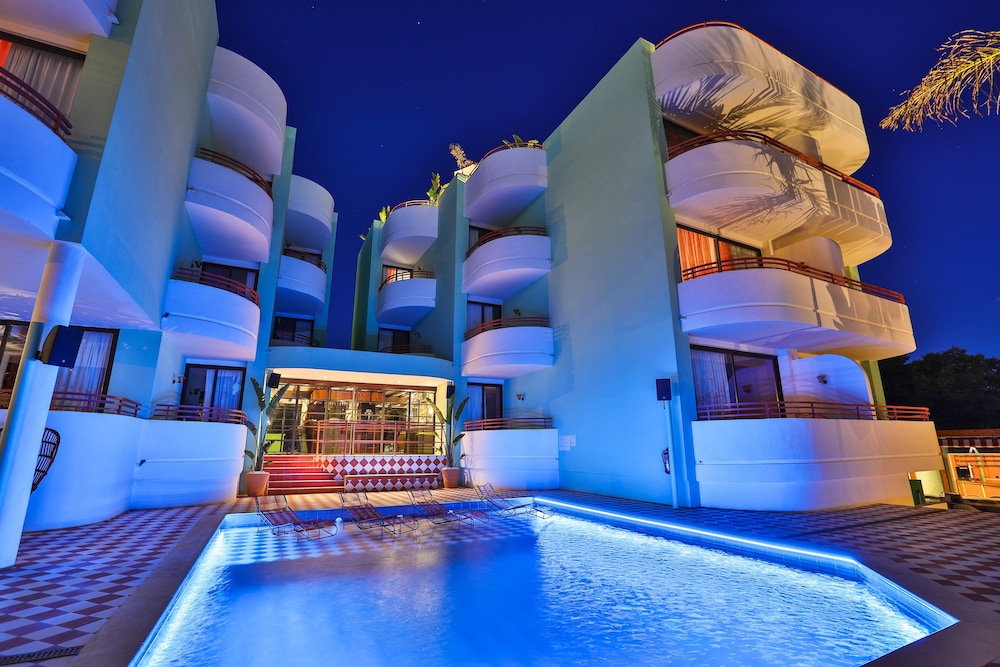 CUBANITO IBIZA SUITES 26/50