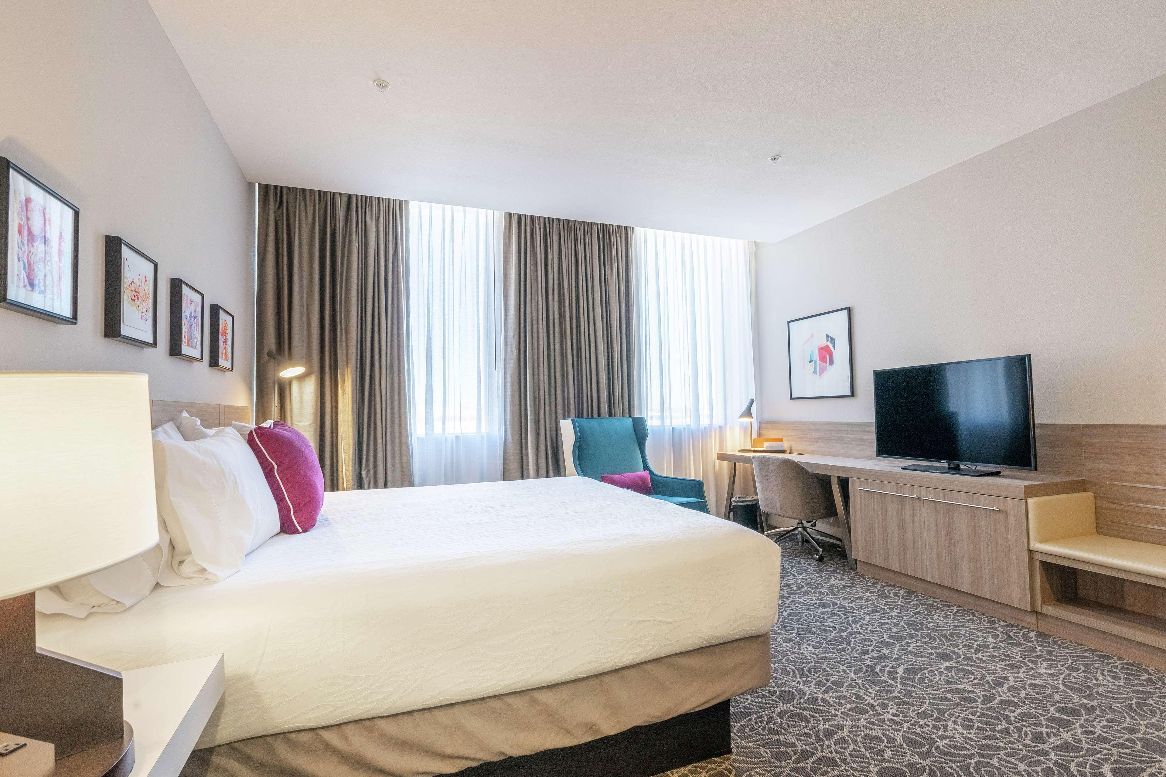 PREMIUM, KING BED