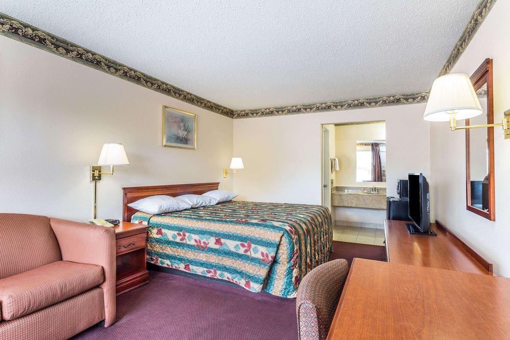 Days Inn By Wyndham Ashland 23/32