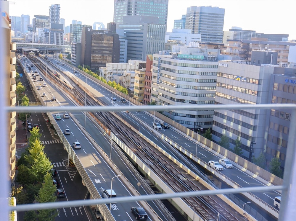 Toyoko Inn Shin-osaka Higashi-mikuni Ekimae 61/61