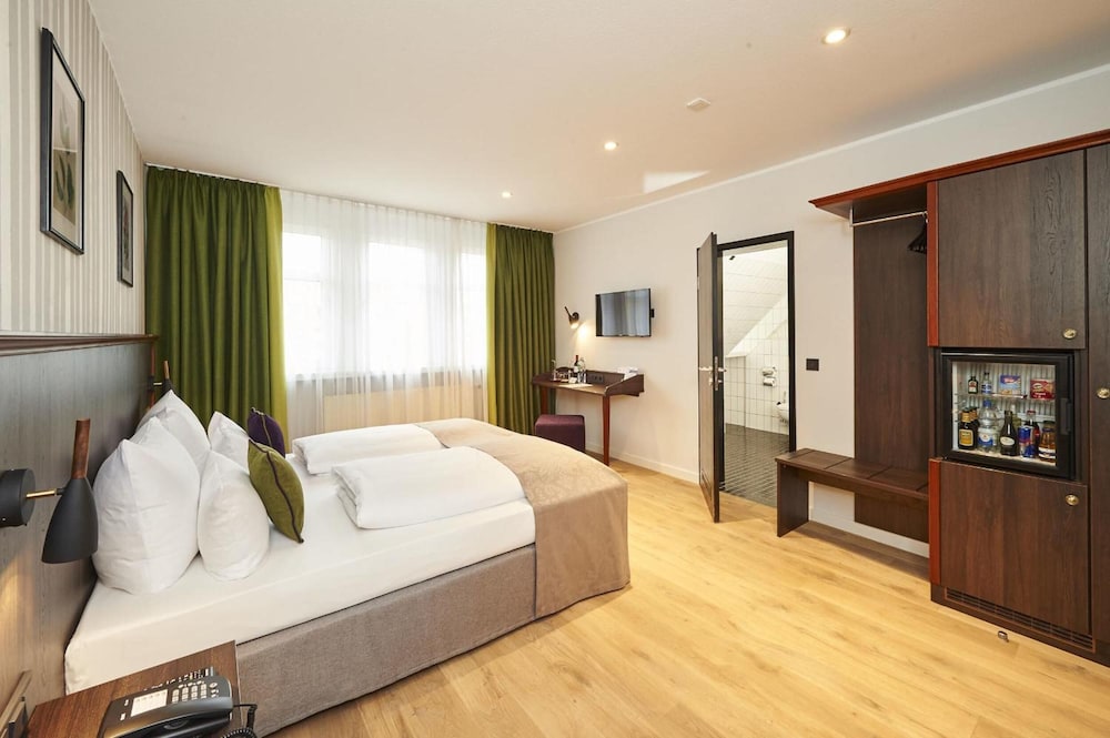 Hotel Hauser 19/50