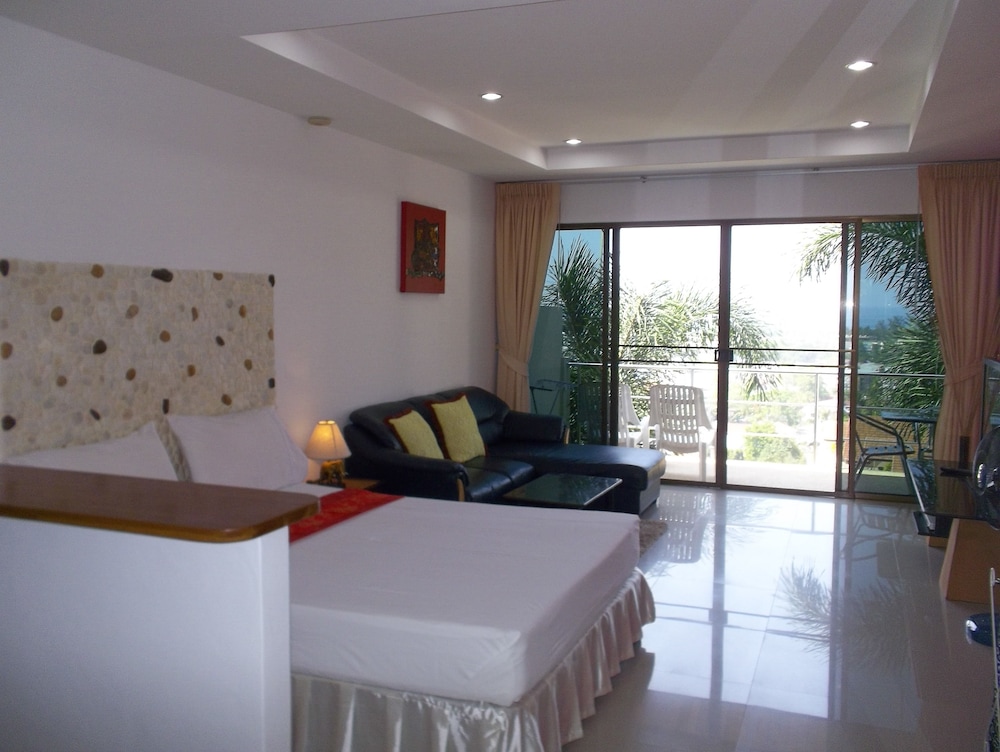 Mountain Sea View Luxury Apartments 49/72
